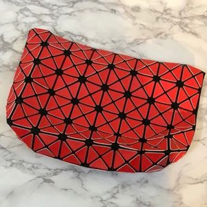 Red clutch handbag geometrical with detachable black metal chain nwot